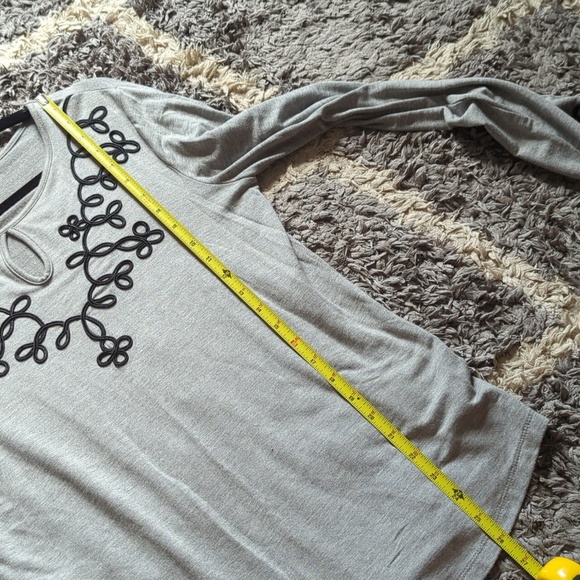 By Design Long Sleeve Blouse With Ribbon Neckline Detailing Size S - Picture 9 of 9